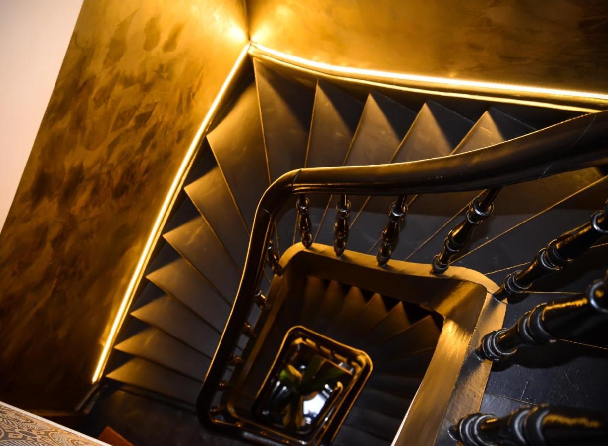 Sleep Inn - Black And Gold Loft Antwerp Cityview Exteriör bild
