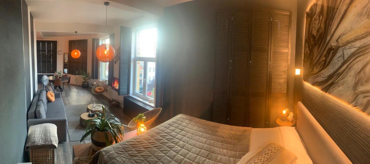 Sleep Inn - Black And Gold Loft Antwerp Cityview Exteriör bild